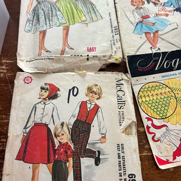 Vintage Sewing Pattern Collection - Picture 2 of 5